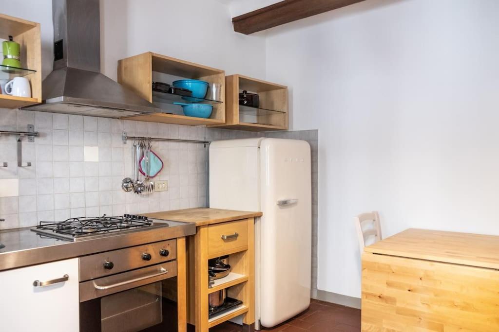 Apartamento Classic Florentine Flat Near Piazza Santa Croce Florença